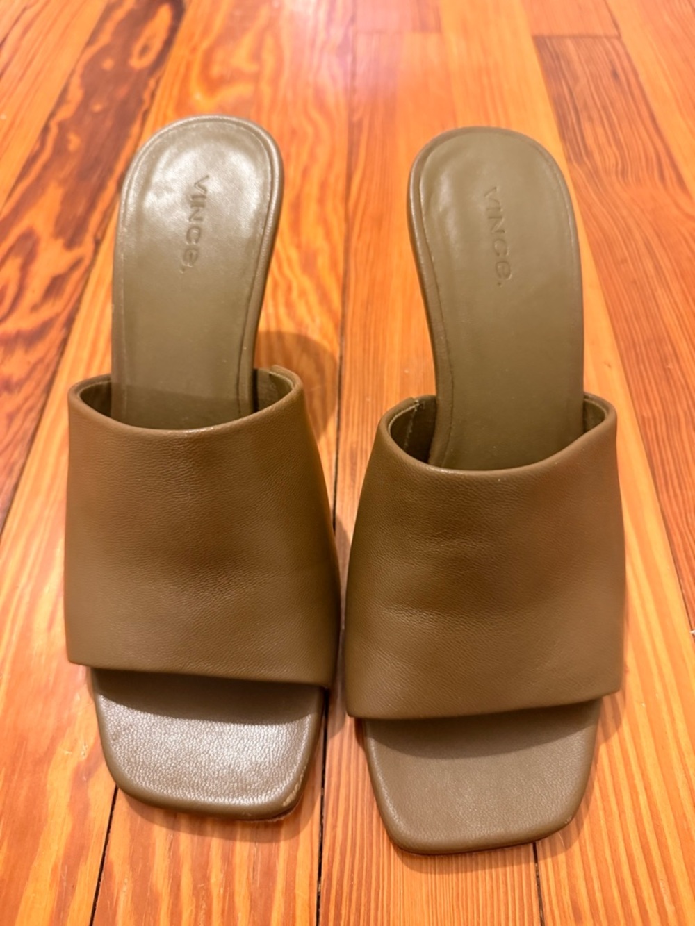Vince olive green Leather Slide Sandals